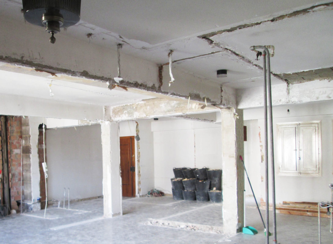 REFORMA DE PLANTAS BAJAS EN VALENCIA: COMO CONVERTIR ESPACIOS URBANOS EN VIVIENDA HABITUALES 6 - Estudio de Interiorismo en Valencia | Reformas Integrales - Estudiodaes Bajo reforma