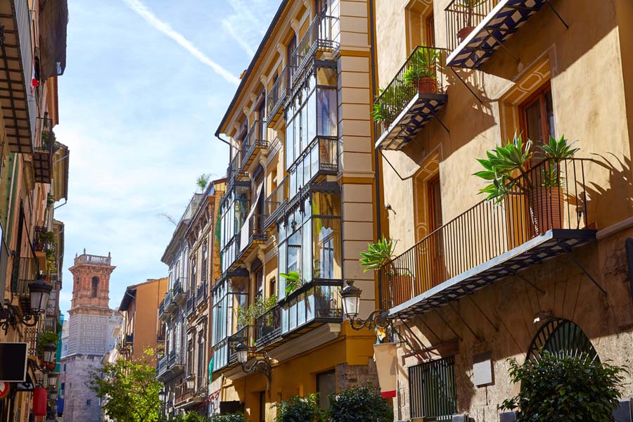 COMO SABER SI UN PISO TIENE POTENCIAL DE REFORMA ANTES DE COMPRARLO EN VALENCIA 1 - Estudio de Interiorismo en Valencia | Reformas Integrales - Estudiodaes piso en valencia
